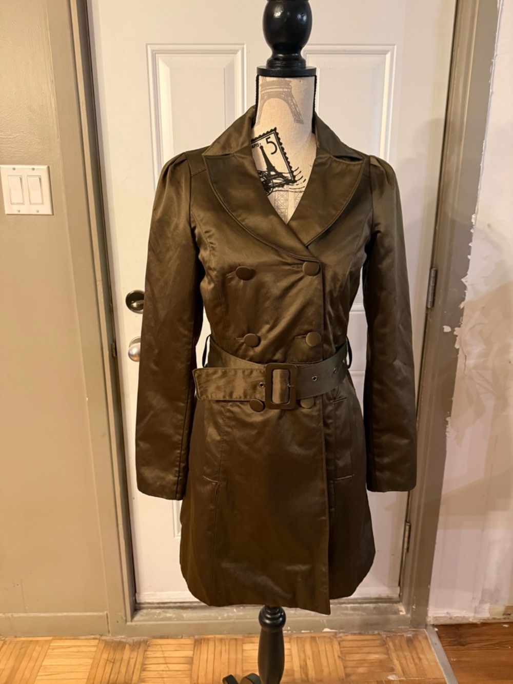 Women's Olive Green Double-Breasted Trench Coat with Belt